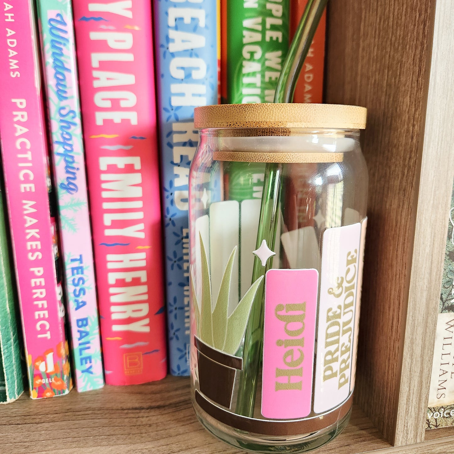 Classics Bookself Glass Can Cup