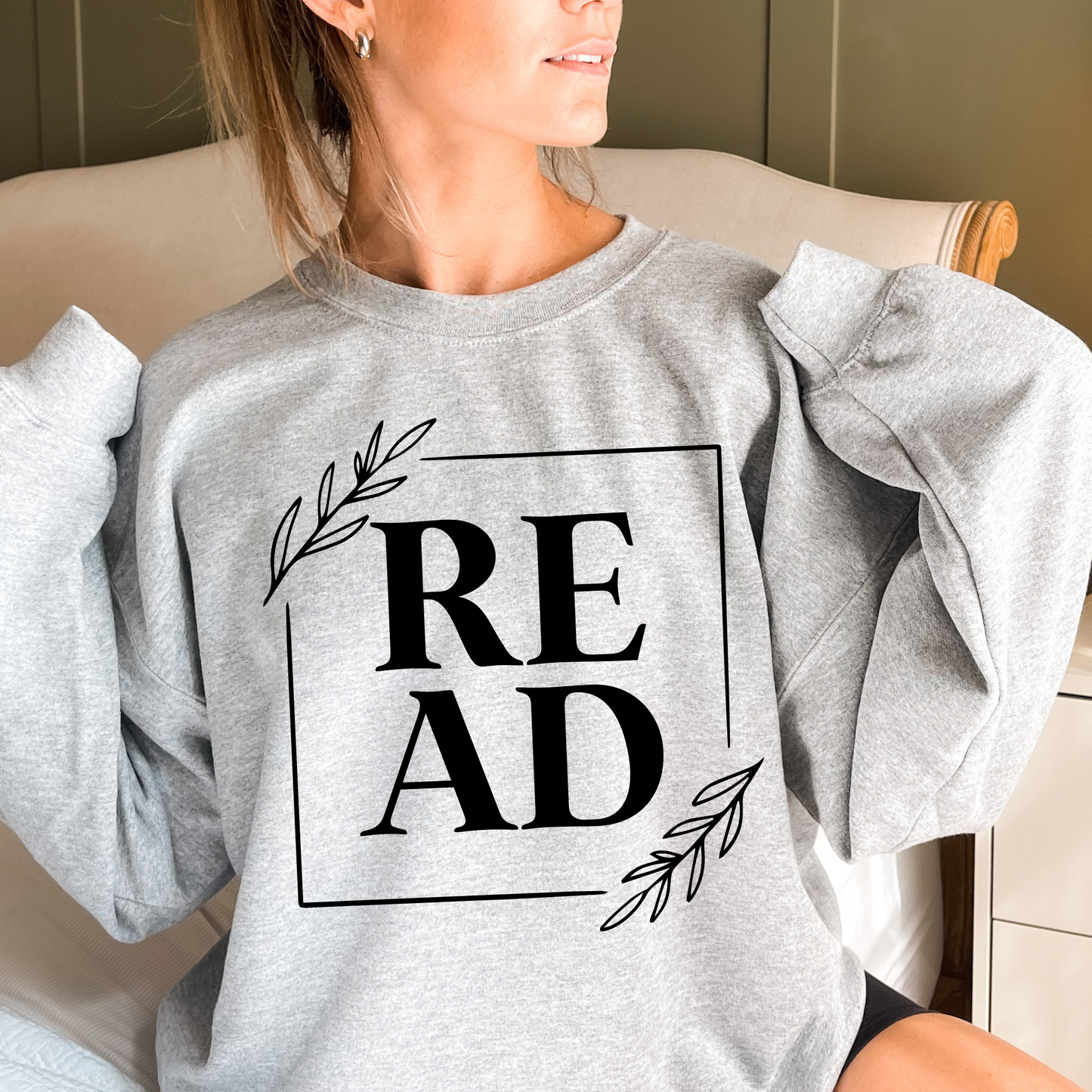 Read Sweatshirt