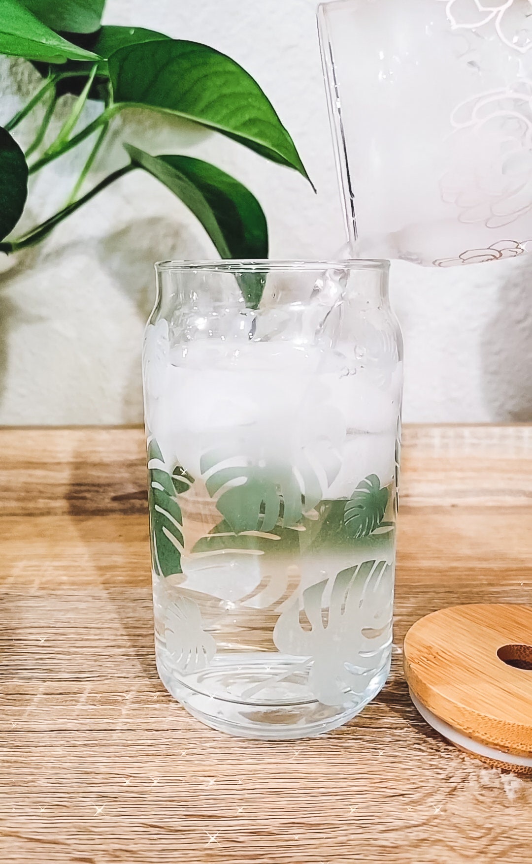 Monstera Color Changing Glass Can Cup
