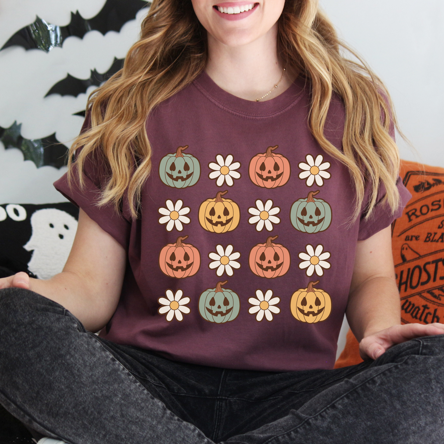 Retro Daisy Pumpkins Tee